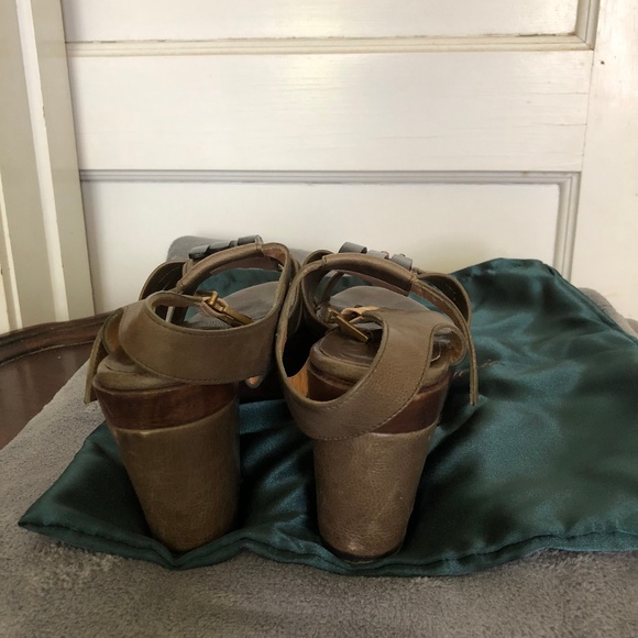 Robert Clergerie "PISE " OLIVE SANDALS 8.5 M WOOD - Picture 4 of 8